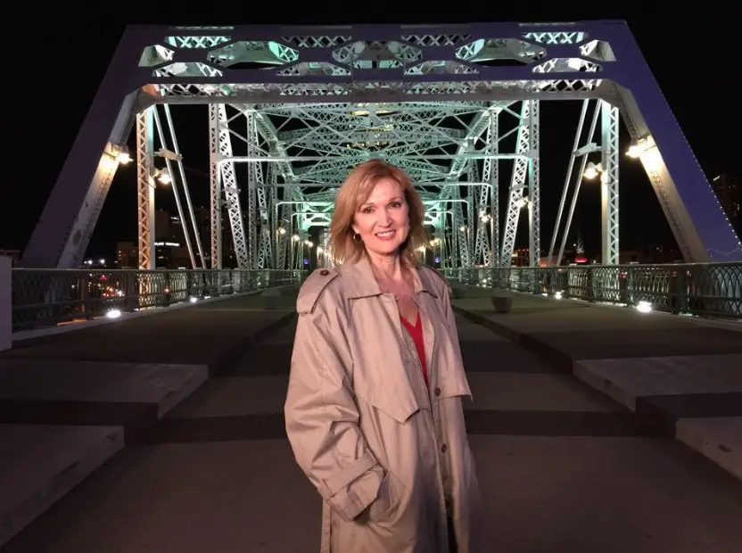 Lisa Spencer Bio, Age, Married, Husband, Family, Channel 4, Salary